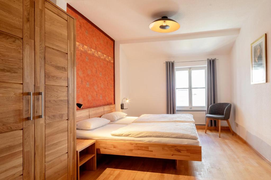 Postel nebo postele na pokoji v ubytování Pension Goldenes Schiff