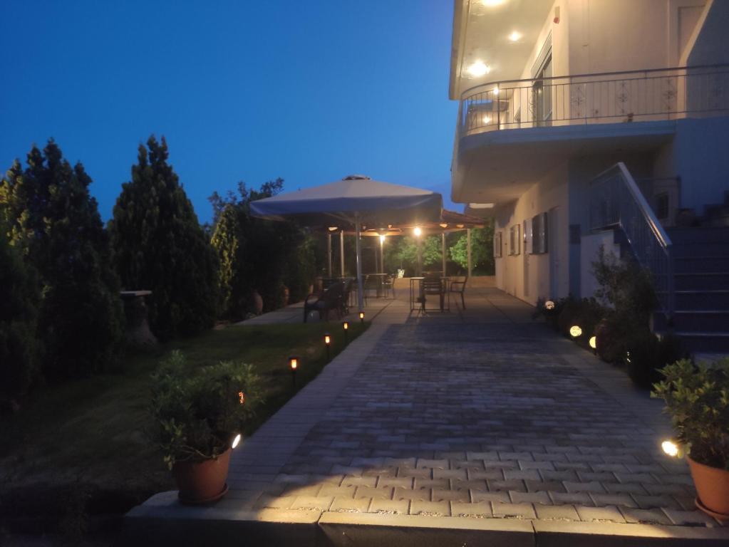Zahrada ubytování Bouka Apartment