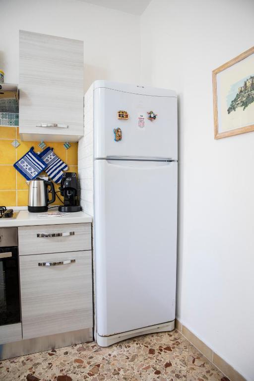 Kuchyň nebo kuchyňský kout v ubytování Beddamuri home