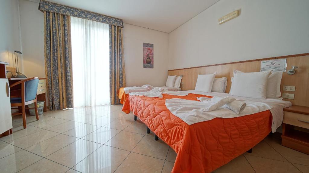 Hotel Nuovo Sole HNS - Habitación Triple Clásica