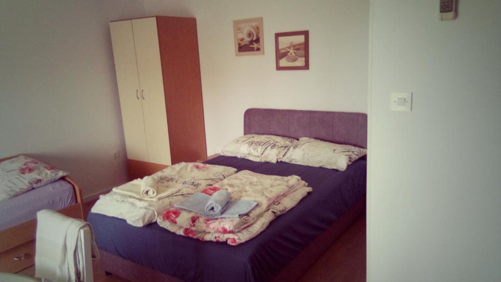 Posteľ alebo postele v izbe v ubytovaní Apartments Silvija
