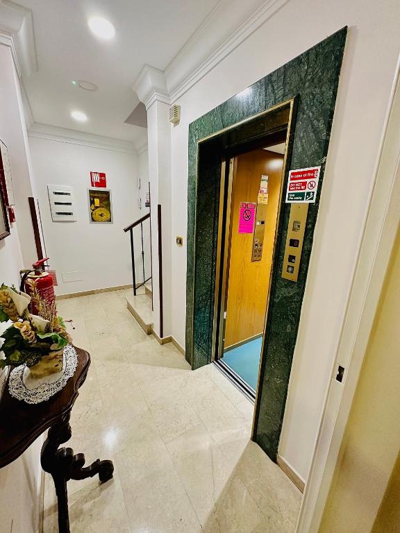 Fotografie z fotogalerie ubytování Hotel Principe Di Piemonte v Římě