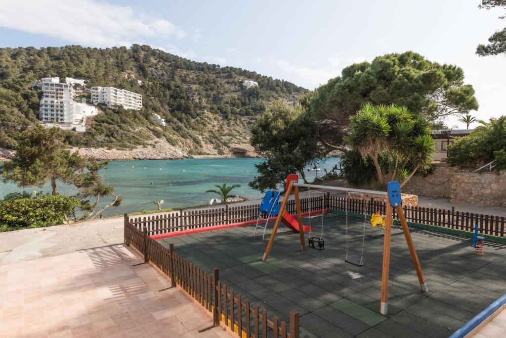 Hotel El Pinar, Cala Llonga – Updated 2023 Prices