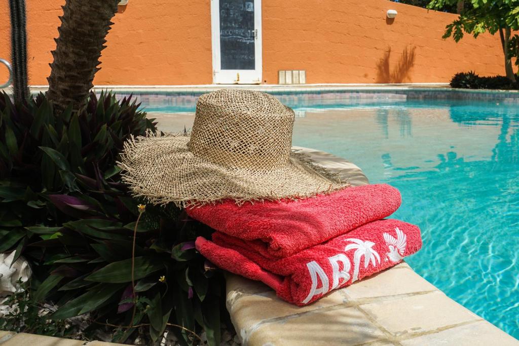 Bazén v ubytování ABC Resort Curacao nebo v jeho okolí
