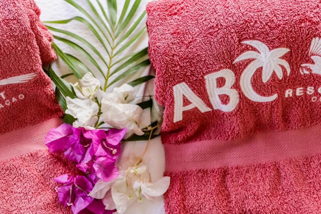Certifikát, hodnocení, plakát nebo jiný dokument vystavený v ubytování ABC Resort Curacao