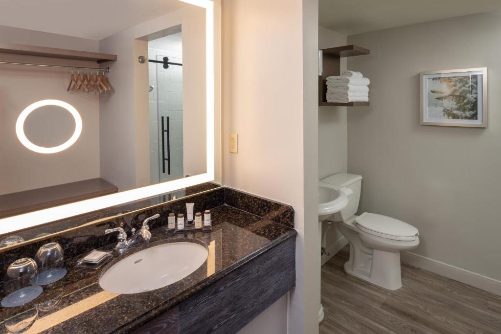 Sheraton Park City - Junior Suite, 1 Kingsize Bed, Hoekkamer, Balkon