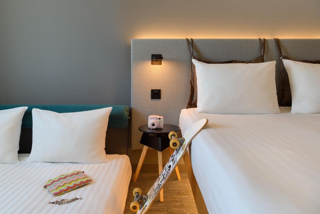 Moxy Lisbon City - Resim 27