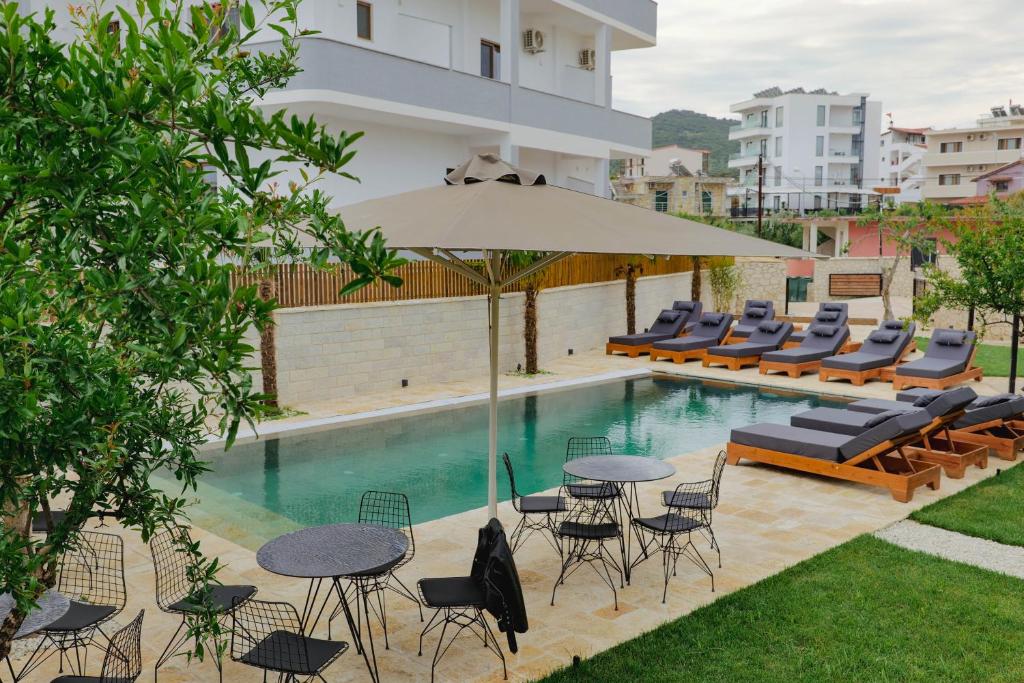 La pileta dentro o cerca de Casa Del Mar
