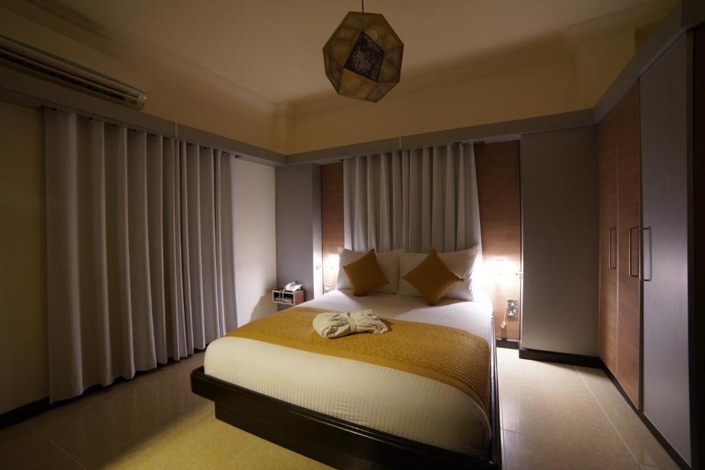 Home Suites Boutique Hotel Freetown - Senior Suite