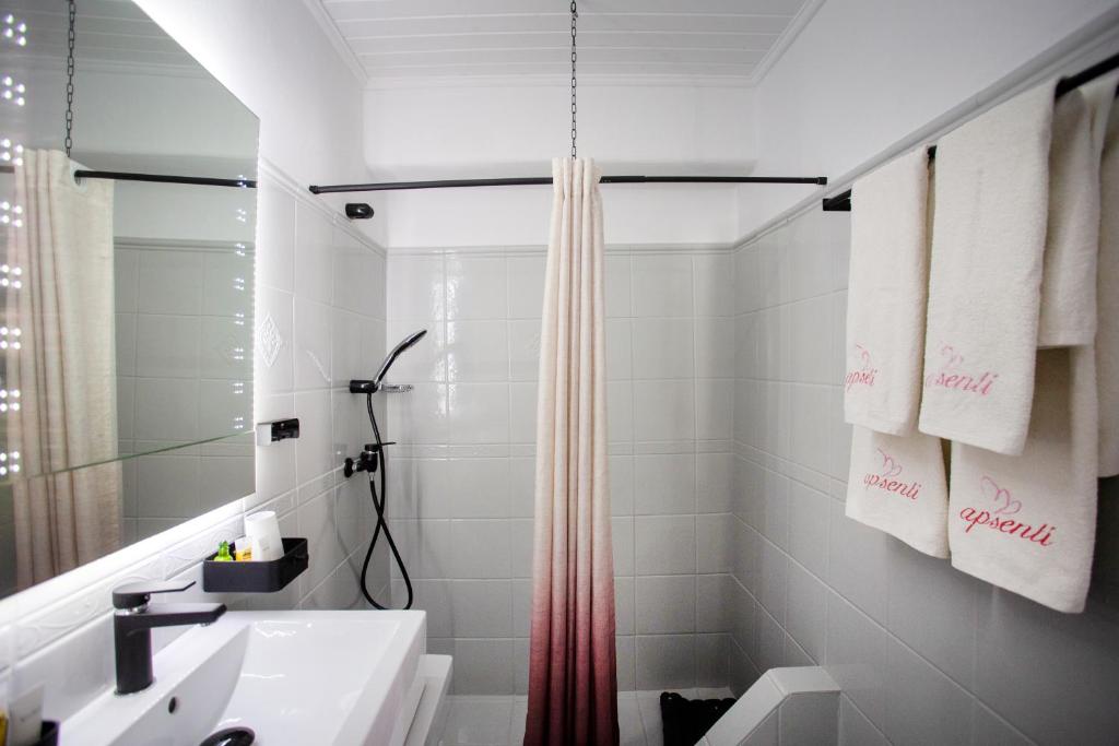 Apsenti couples only - 14