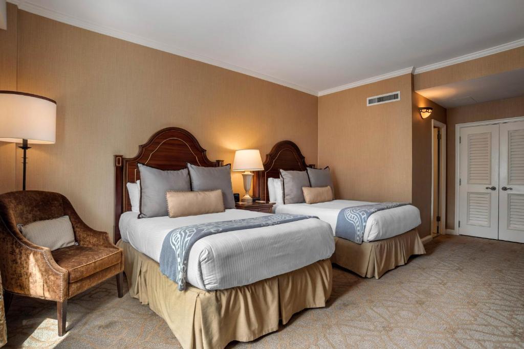 Omni Royal Orleans Hotel - Deluxe Doppelzimmer Mit Zwei Doppelbetten Mit Balkon