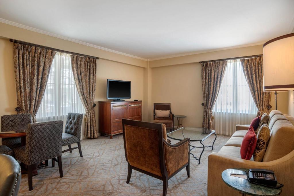 Omni Royal Orleans Hotel - King Suite Mit Einem Schlafzimmer