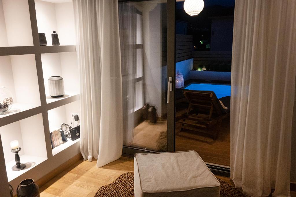 Postel nebo postele na pokoji v ubytování Orsalia villa wellness
