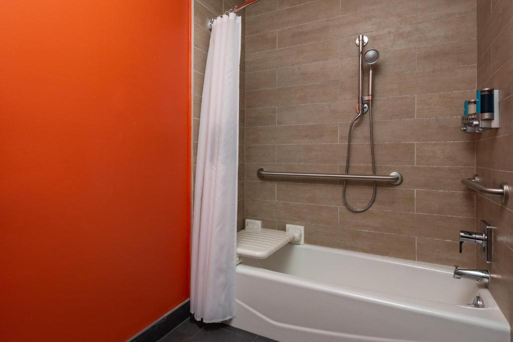 Aloft by Marriott Miami Aventura photo