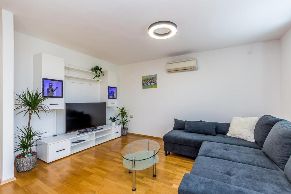 Modern flat in Rijeka, Rijeka (updated prices 2024)