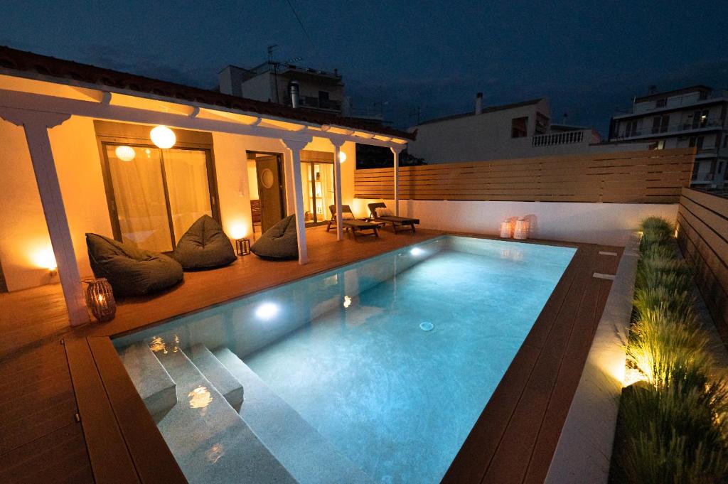 Bazén v ubytování Orsalia villa wellness nebo v jeho okolí