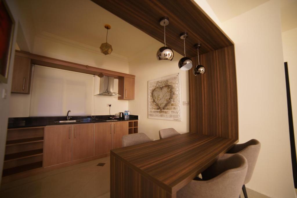 Home Suites Boutique Hotel Freetown - Suite Domestica