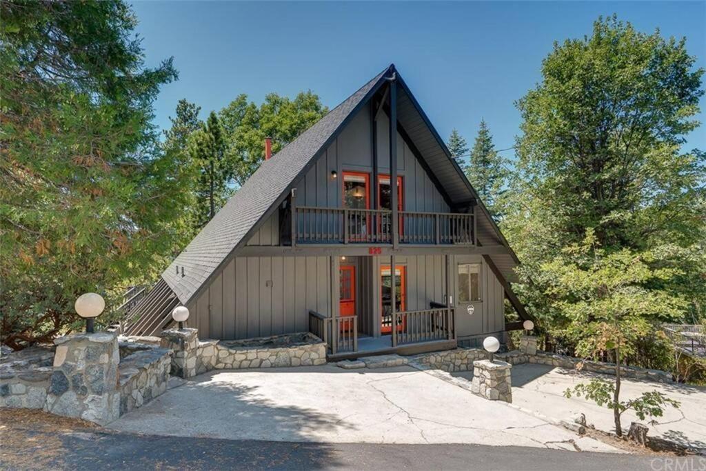 Antler Lodge 3BR/3BA Storybook Aframe, Lake Views, Lake Arrowhead