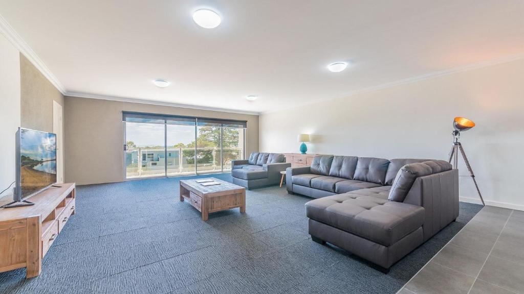 383 Thompson Avenue, Cowes, Cowes (updated prices 2024)