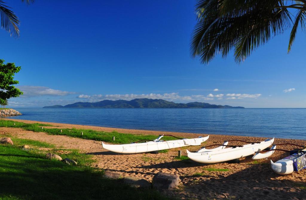 Waters Edge The Strand - Resim 7