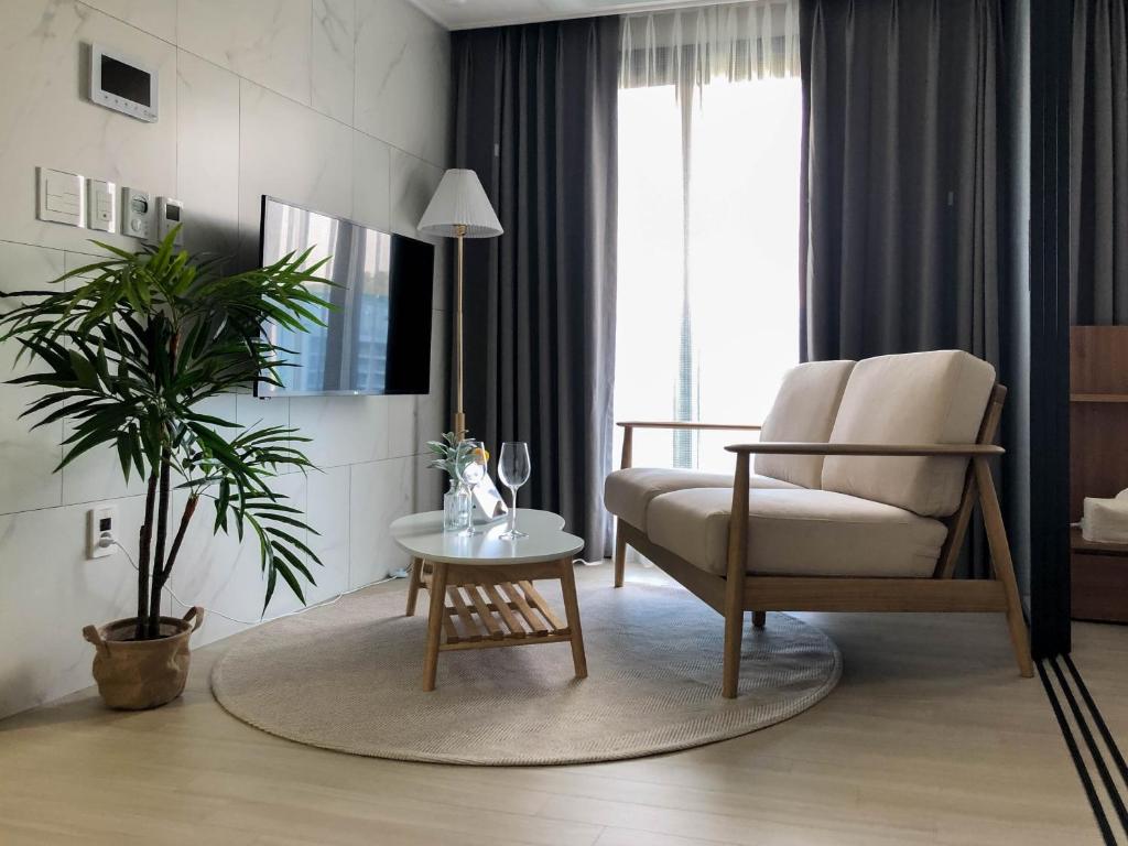 Urbanstay Jeju Airport - Premier Suite
