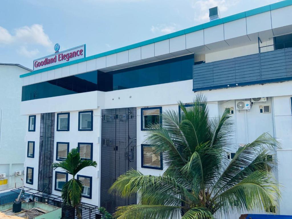 Goodland Elegance - Housity