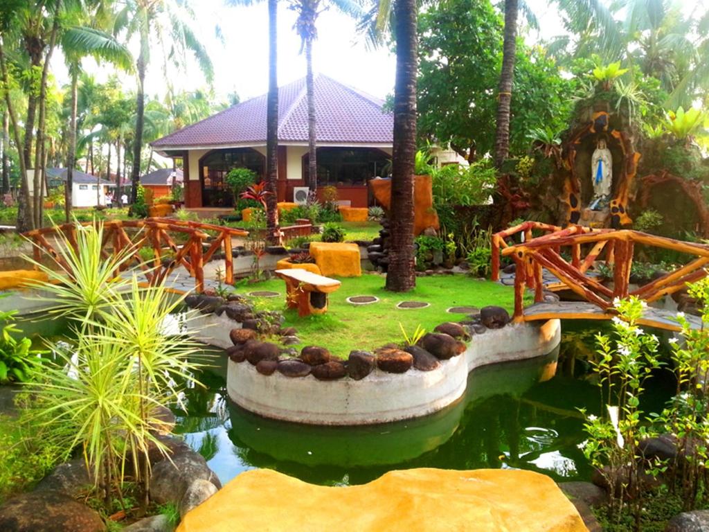 Zahrada ubytování Bakasyunan Resort and Conference Center - Zambales