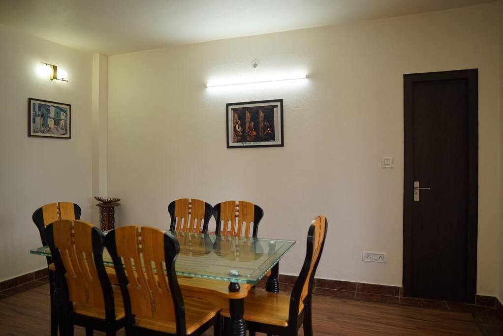 Gallery image of Pine Cone Cottage with Excellect Mountain View!! in Nainital