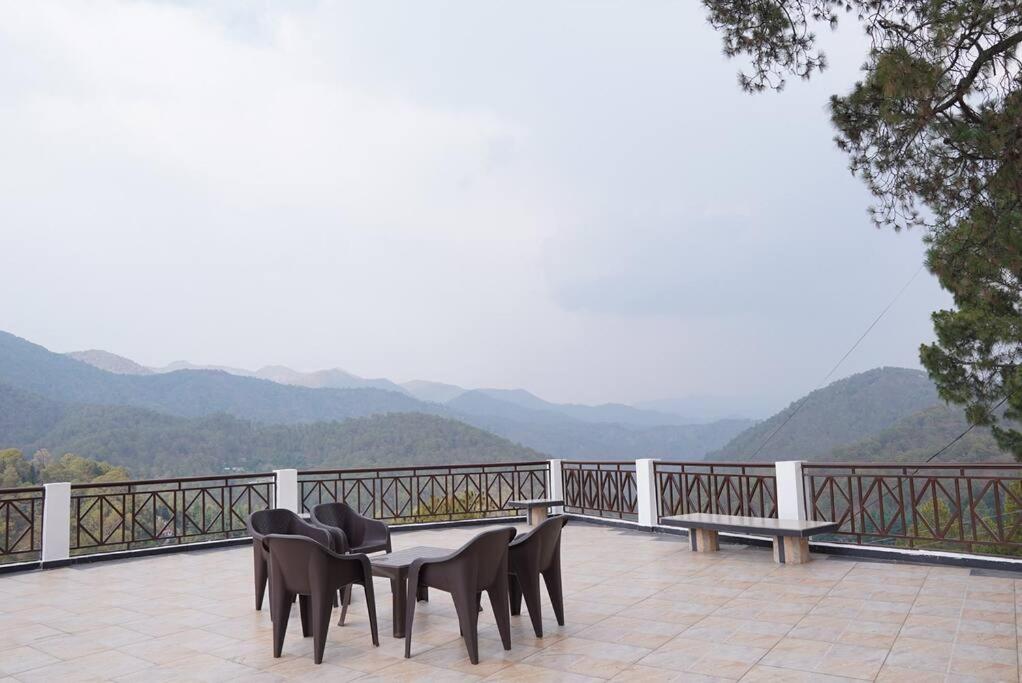 Gallery image of Pine Cone Cottage with Excellect Mountain View!! in Nainital
