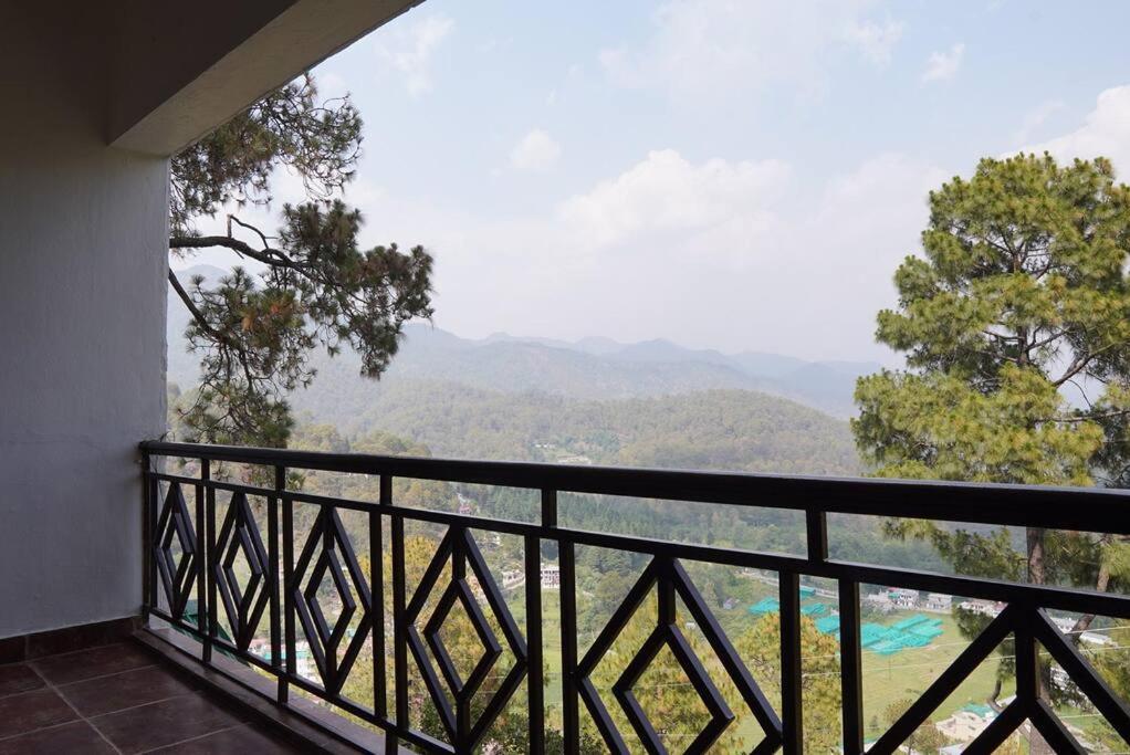Gallery image of Pine Cone Cottage with Excellect Mountain View!! in Nainital