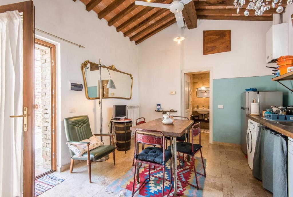 A kitchen or kitchenette at Il Botteghino