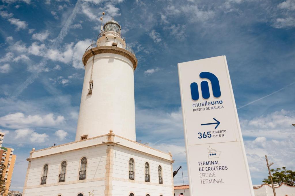 Certifikát, ocenenie alebo iný dokument vystavený v ubytovaní In the historic center of Malaga, very close to the beach and the AVE train station, with private parking