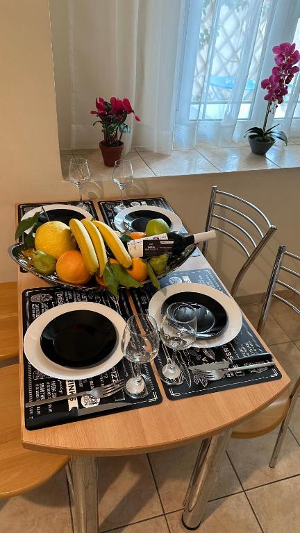 Jedlo v apartmáne alebo blízkom okolí