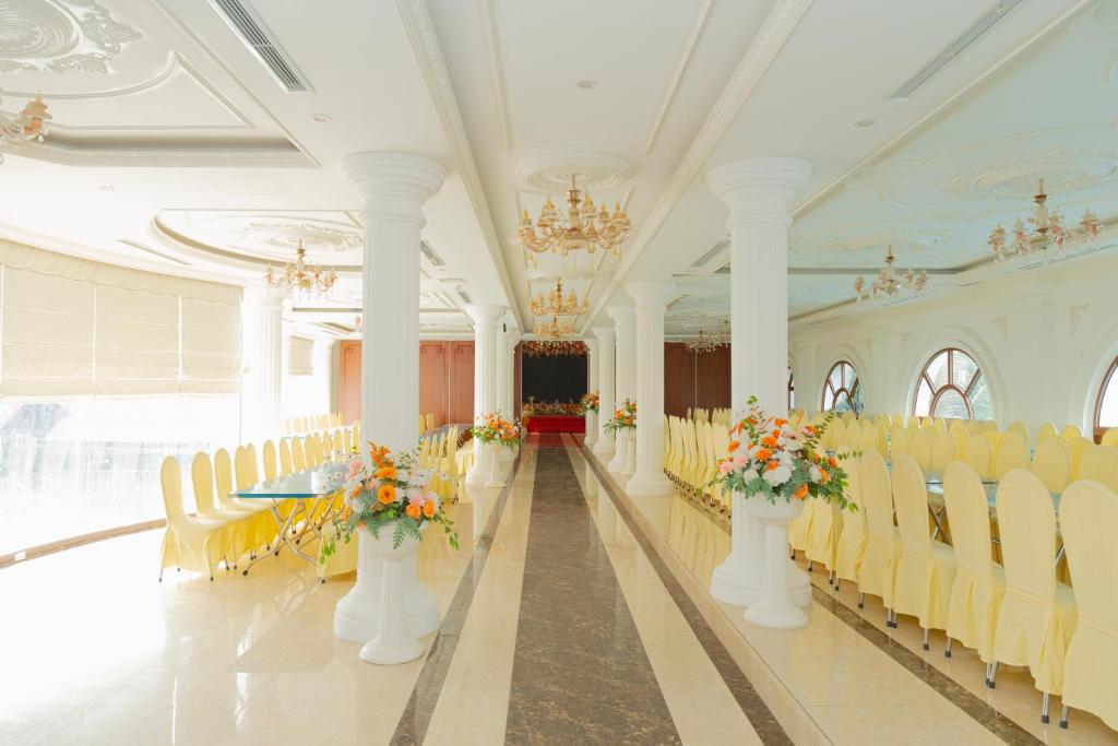 Fotografie z fotogalerie ubytování Hòa Nam Hotel v destinaci Nam Dương