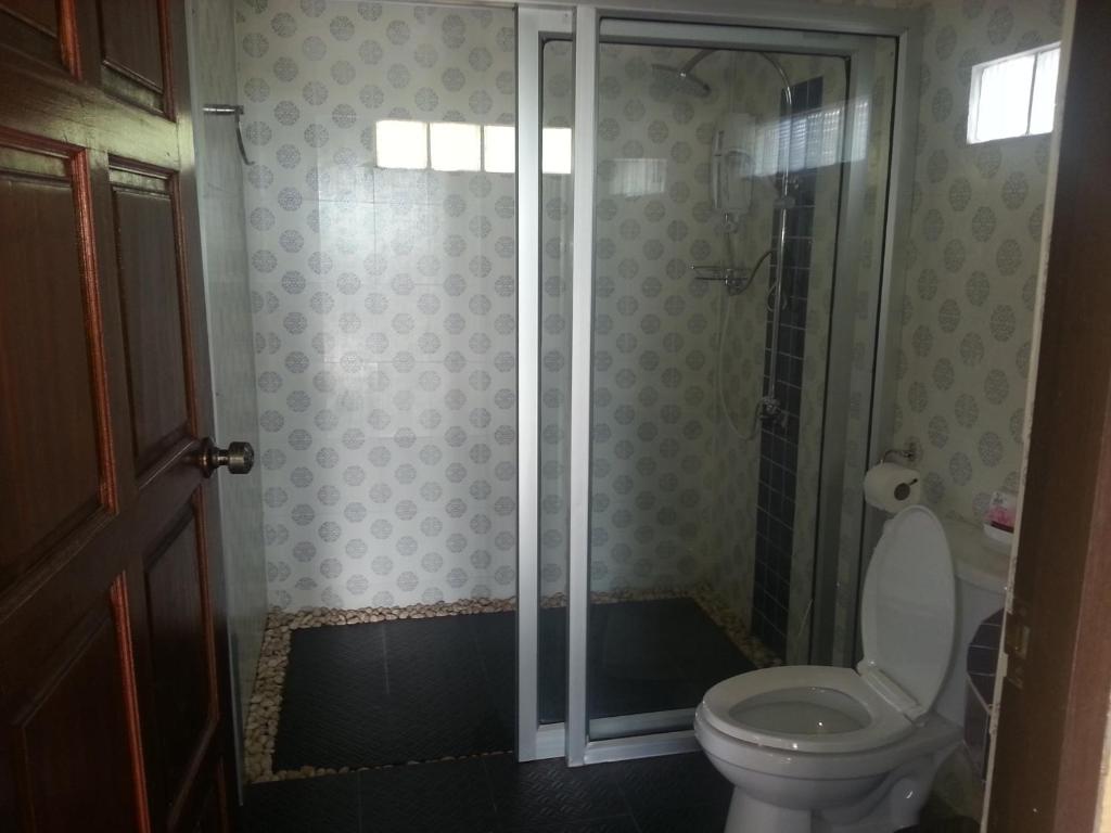 Suntisook Resort - 8