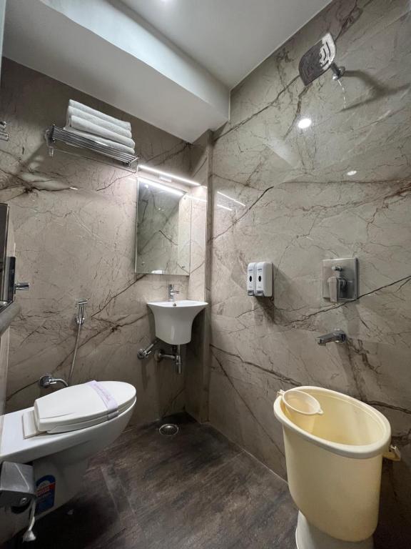 Koupelna v ubytování Hotel Moti Palace