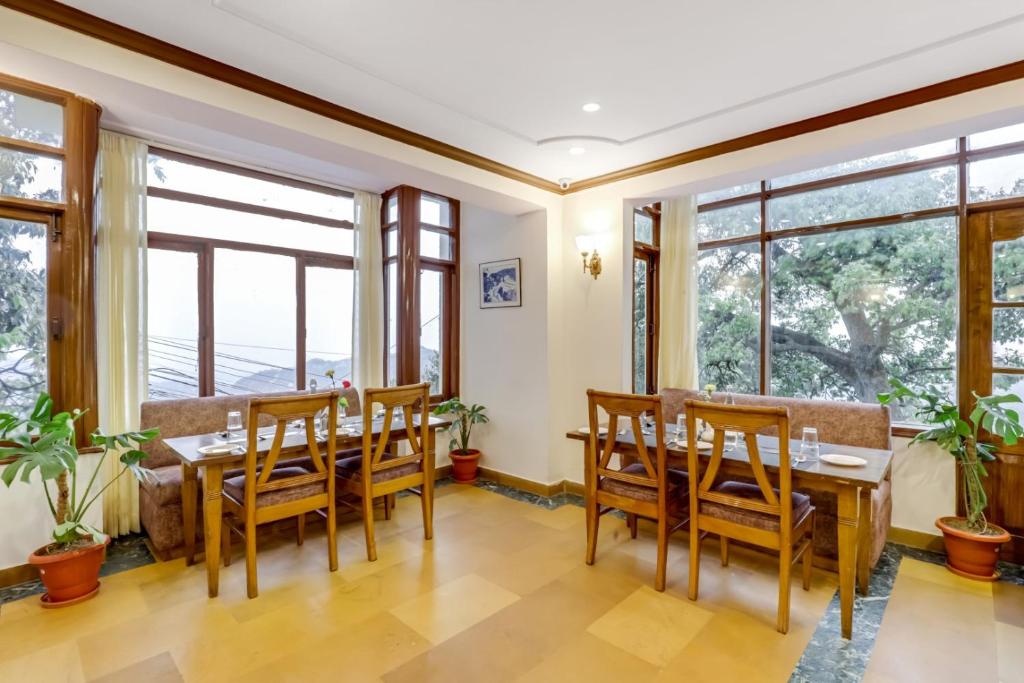 Fotografie z fotogalerie ubytování Summit Le Royale Hotel, Shimla v destinaci Šimla