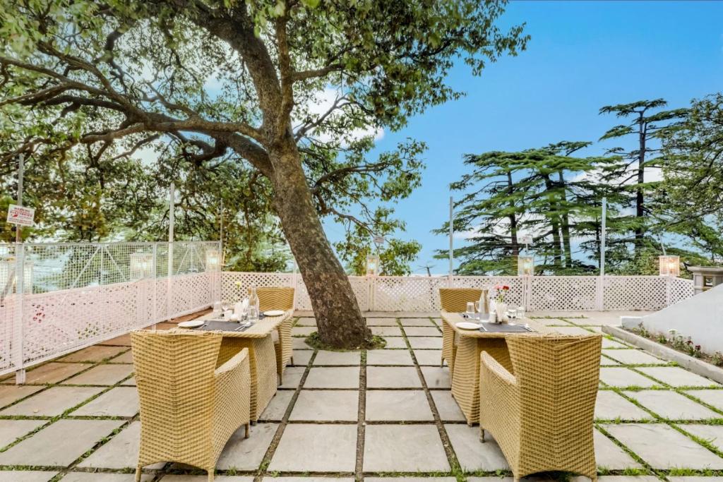 Fotografie z fotogalerie ubytování Summit Le Royale Hotel, Shimla v destinaci Šimla