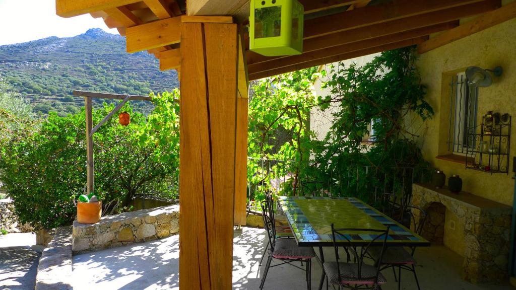 Nespecifikovaný výhled na hory nebo výhled na hory při pohledu z bed and breakfast