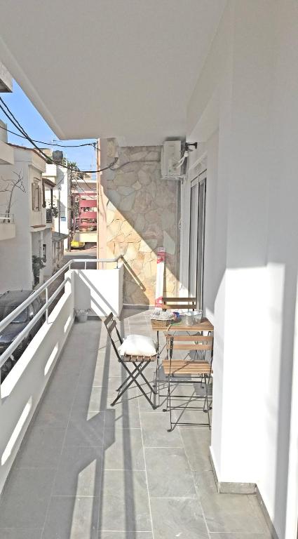 Balcone o terrazza di Pegasus Amazing Flat, 1,5min Walk To The Beach