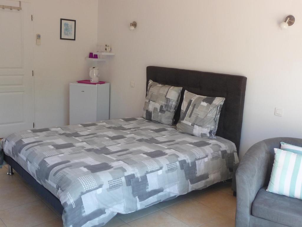 Villa des masques - Deluxe Double Room With Balcony