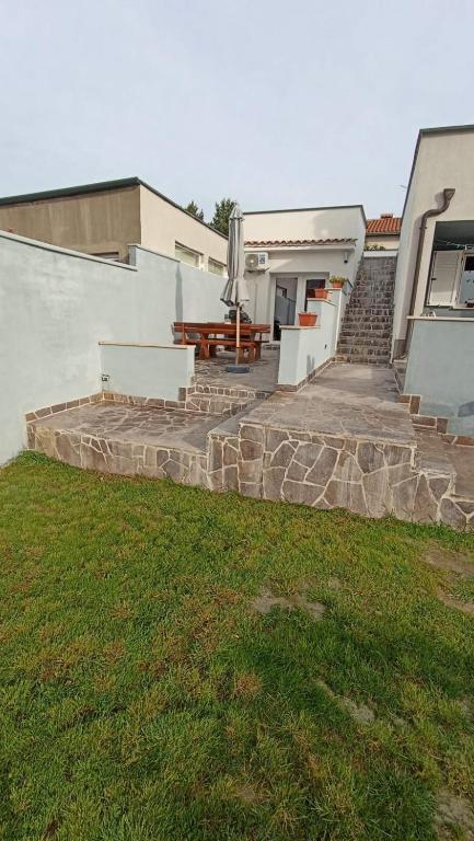 Budynek, w którym mieści się apartament