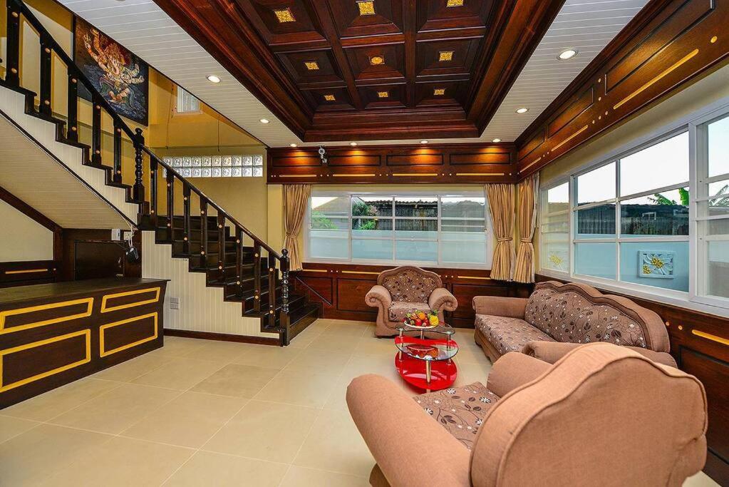 امکانات Unique&Nice 7BD pool villa in heart Nanai Patong - تصویر ۴