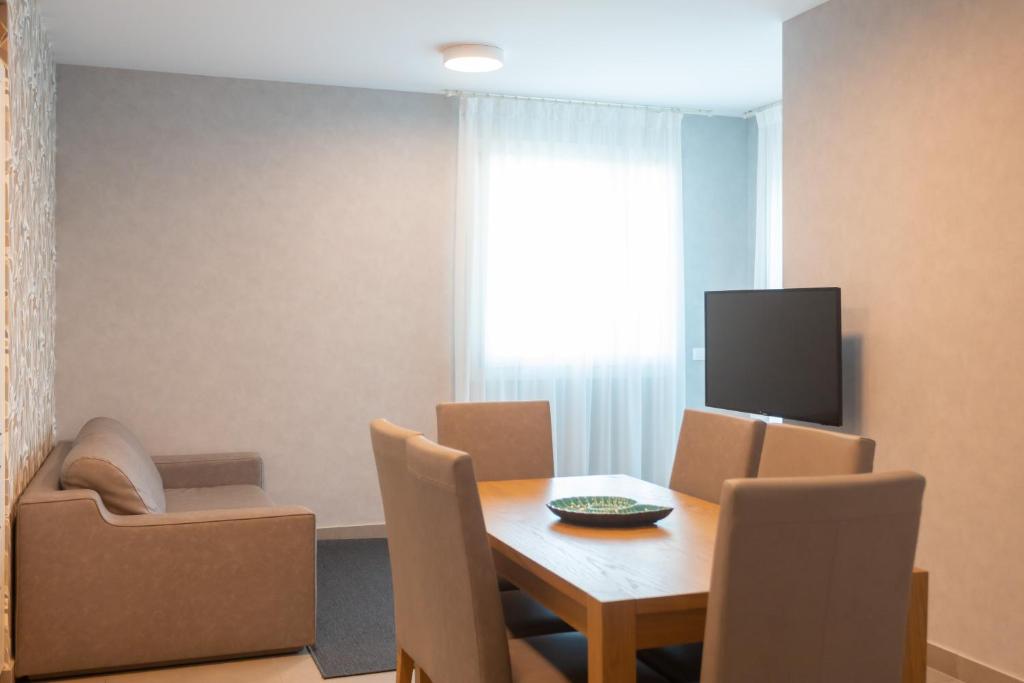 Mosella Suite Hotel - A Lagoon Retreat - 泻湖景家庭套房，可通往海滩