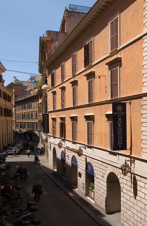 Hotel dei Borgognoni - Resim 6