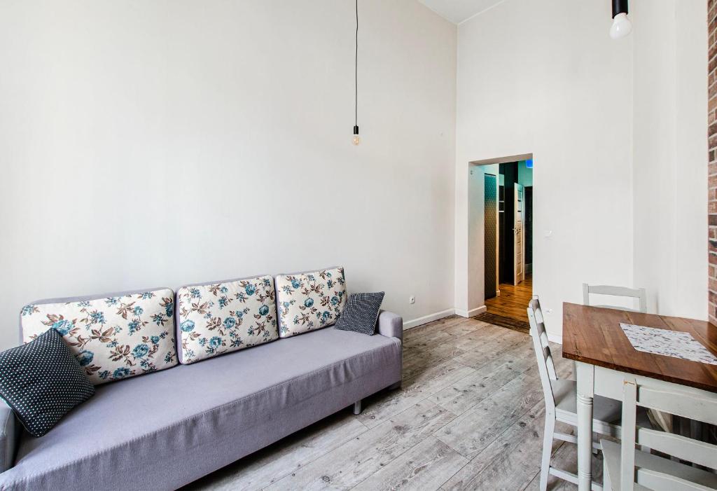 Smart Rental Management Apartments - Studio Apartment
