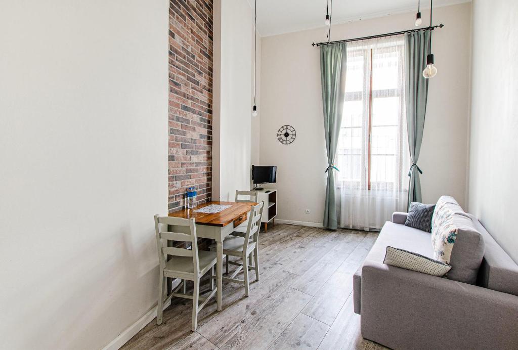 Smart Rental Management Apartments - 