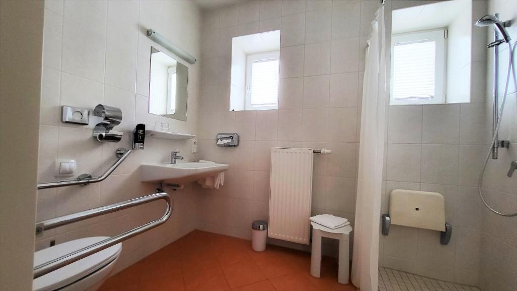 Koupelna v ubytování Hotel Kindler 2,0 Self-Check-In