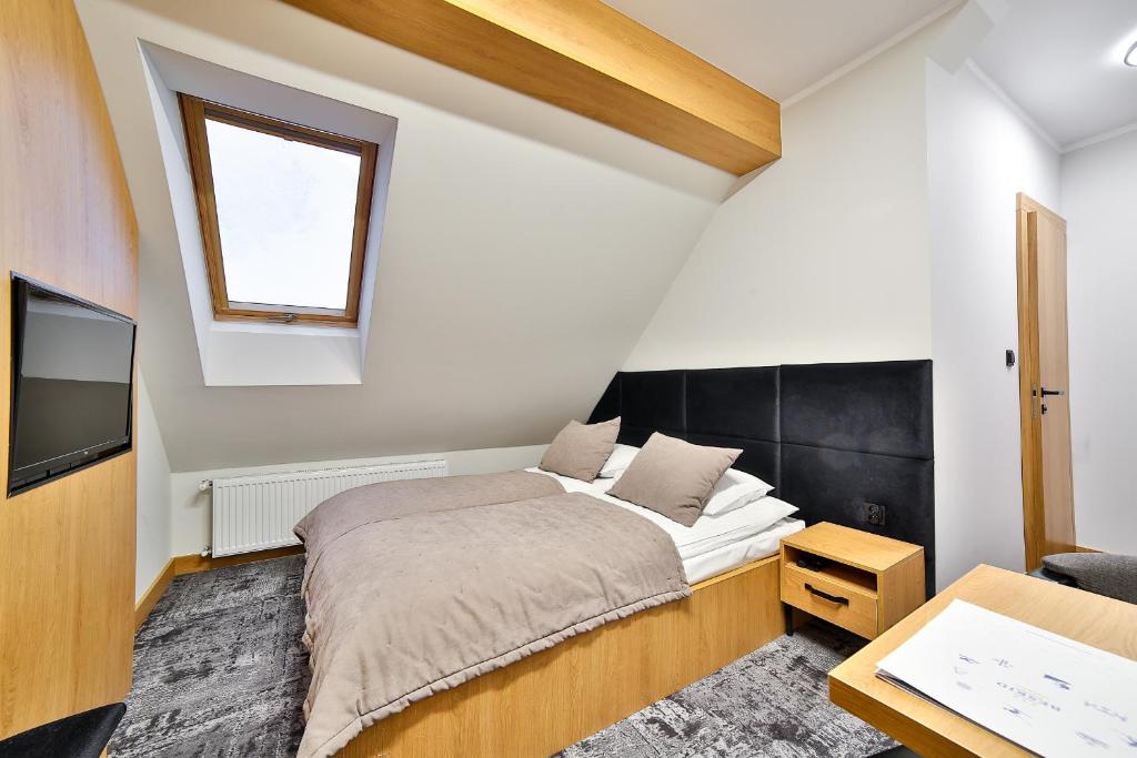 Hotel Kompleks Beskid z basenem i stokiem narciarskim - blisko Babiej Góry - Chambre Double Standard Sans Balcon