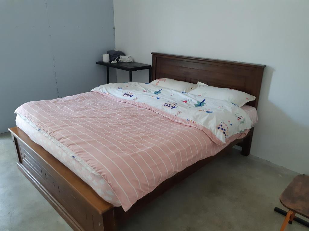 Postel nebo postele na pokoji v ubytování Siril Guesthouse Hostel